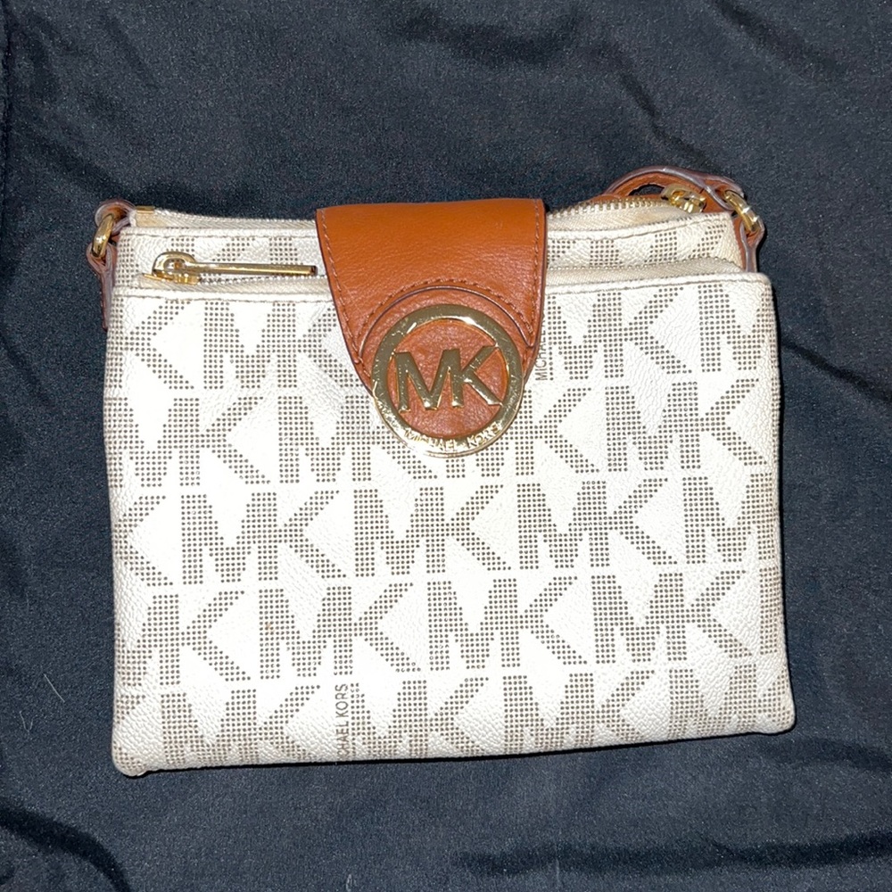 Michael Kors Crossbody Bag